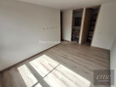 Apartamento de 3 alcobas en arriendo en Camino Verde, Envigado, 91 m² · foto 2 de 16