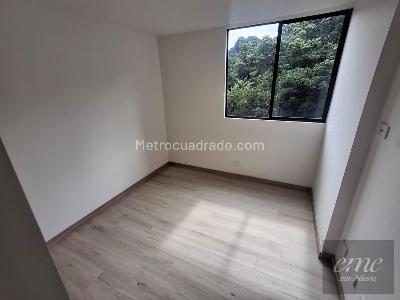 Apartamento de 3 alcobas en arriendo en Camino Verde, Envigado, 91 m² · foto 5 de 16