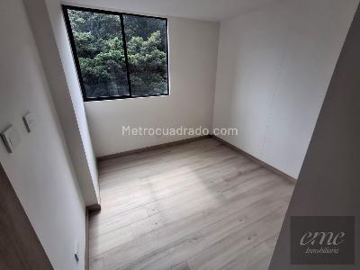 Apartamento de 3 alcobas en arriendo en Camino Verde, Envigado, 91 m² · foto 7 de 16
