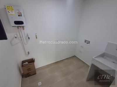 Apartamento de 3 alcobas en arriendo en Camino Verde, Envigado, 91 m² · foto 10 de 16