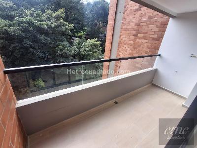 Apartamento de 3 alcobas en arriendo en Camino Verde, Envigado, 91 m² · foto 13 de 16