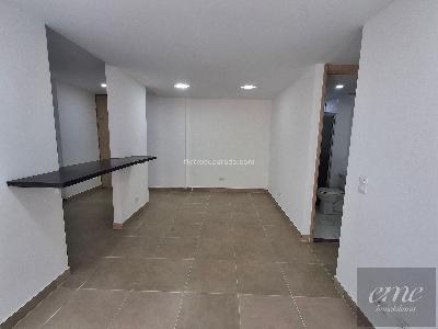 Apartamento de 3 alcobas en venta en Calle Vieja, Bello, 64 m² · foto 2 de 19