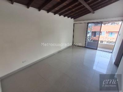 Apartamento en venta en Campo Valdes, Medellín · foto 2 de 19