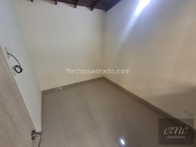 Apartamento en venta en Campo Valdes, Medellín · foto 6 de 19