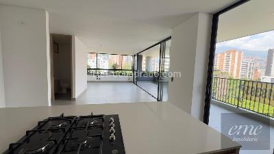 Apartamento en arriendo en Castropol, Medellín · foto 2 de 20