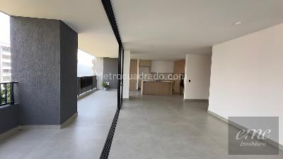 Apartamento en arriendo en Castropol, Medellín · foto 8 de 20