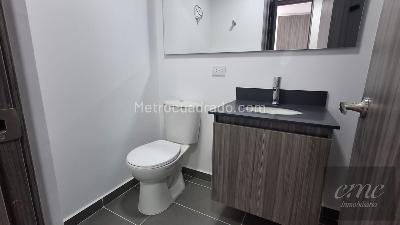 Apartamento de 2 alcobas en arriendo en Las Palmas, Medellín, 71 m² · foto 9 de 15