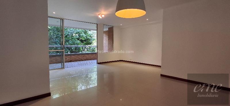 Apartamento en Arriendo, Loma De Los Benedictinos, Envigado - Widok 2