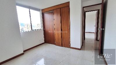 Apartamento de 4 alcobas en venta en Loma De Los Balsos, Medellín, 113 m² · foto 17 de 20