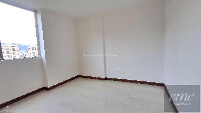 Apartamento de 4 alcobas en venta en Loma De Los Balsos, Medellín, 113 m² · foto 19 de 20
