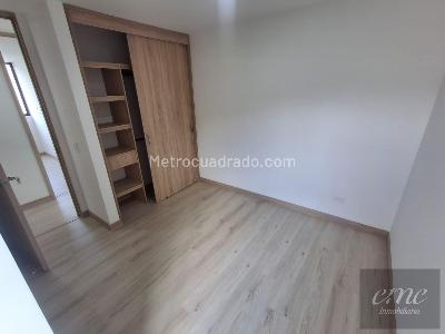Apartamento de 3 alcobas en arriendo en Camino Verde, Envigado, 87 m² · foto 5 de 19