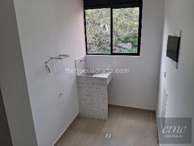 Apartamento de 3 alcobas en arriendo en Camino Verde, Envigado, 87 m² · foto 13 de 19