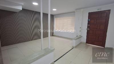 Casa de 4 alcobas en arriendo en Santa Teresita, Medellín, 150 m² · foto 3 de 10
