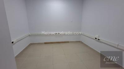 Casa de 4 alcobas en arriendo en Santa Teresita, Medellín, 150 m² · foto 8 de 10