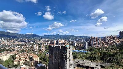 Apartamento de 2 alcobas en venta en Las Villas, Medellín, 57 m² · foto 6 de 19