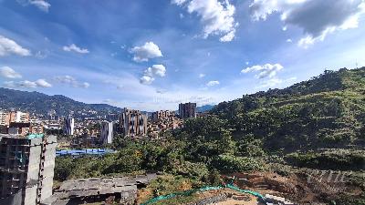Apartamento de 2 alcobas en venta en Las Villas, Medellín, 57 m² · foto 7 de 19