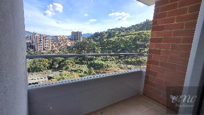 Apartamento de 2 alcobas en venta en Las Villas, Medellín, 57 m² · foto 8 de 19