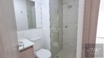 Apartamento de 2 alcobas en venta en Las Villas, Medellín, 57 m² · foto 16 de 19