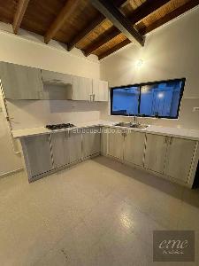 Casa de 5 alcobas en arriendo en Nutibara, Medellín, 140 m² · foto 4 de 12