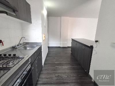 Apartaestudio en arriendo en La Aguacatala, Medellín, 60 m² · foto 5 de 20