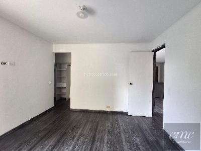 Apartaestudio en arriendo en La Aguacatala, Medellín, 60 m² · foto 11 de 20