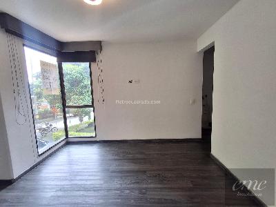 Apartaestudio en arriendo en La Aguacatala, Medellín, 60 m² · foto 12 de 20