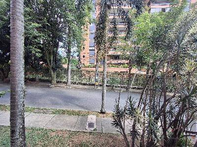 Apartaestudio en arriendo en La Aguacatala, Medellín, 60 m² · foto 17 de 20