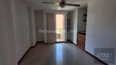 Apartamento de 3 alcobas en arriendo en Laureles, Medellín, 88 m² · foto 10 de 15
