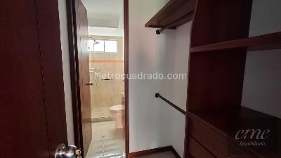 Apartamento de 3 alcobas en arriendo en Laureles, Medellín, 88 m² · foto 11 de 15