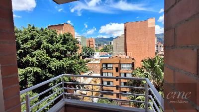 Apartamento de 3 alcobas en arriendo en Laureles, Medellín, 88 m² · foto 13 de 15
