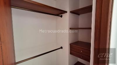 Apartamento de 3 alcobas en arriendo en Laureles, Medellín, 88 m² · foto 14 de 15