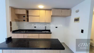 Apartamento de 1 alcoba en arriendo en Loma De Los Balsos, Medellín, 63 m² · foto 5 de 19