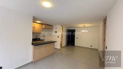Apartamento de 1 alcoba en arriendo en Loma De Los Balsos, Medellín, 63 m² · foto 9 de 19
