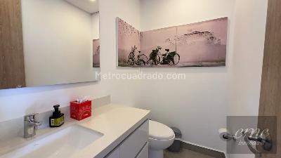 Apartamento de 1 alcoba en arriendo en Santa Maria De Los Angeles, Medellín, 63 m² · foto 2 de 20