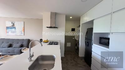 Apartamento de 1 alcoba en arriendo en Santa Maria De Los Angeles, Medellín, 63 m² · foto 3 de 20