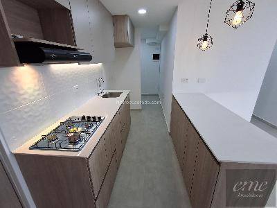 Apartamento de 3 alcobas en venta en La Colina, Medellín, 72 m² · foto 3 de 16