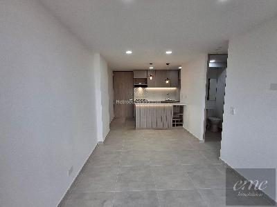 Apartamento de 3 alcobas en venta en La Colina, Medellín, 72 m² · foto 4 de 16