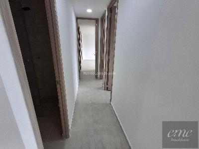 Apartamento de 3 alcobas en venta en La Colina, Medellín, 72 m² · foto 6 de 16