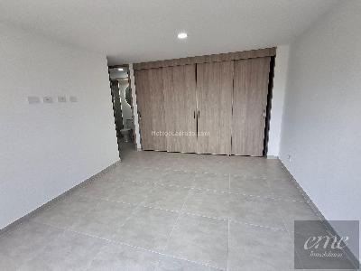 Apartamento de 3 alcobas en venta en La Colina, Medellín, 72 m² · foto 13 de 16