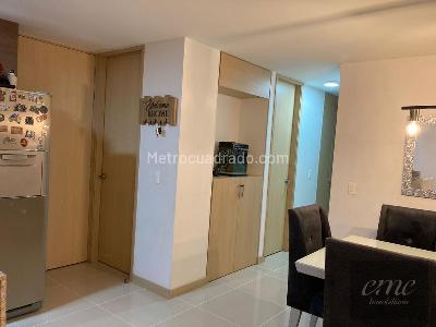 Apartamento de 2 alcobas en arriendo en Loma Del Indio, Medellín, 68 m² · foto 16 de 19