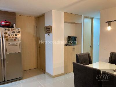 Apartamento de 2 alcobas en arriendo en Loma Del Indio, Medellín, 68 m² · foto 6 de 19