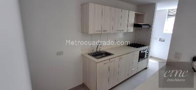 Apartamento en arriendo en Tres Esquinas, Sabaneta · foto 2 de 20