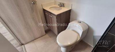 Apartamento en arriendo en Tres Esquinas, Sabaneta · foto 5 de 20