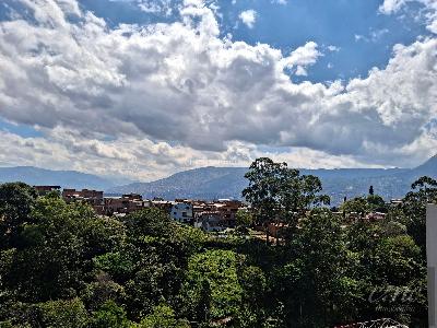 Apartamento de 2 alcobas en venta en Las Villas, Medellín, 59 m² · foto 4 de 15