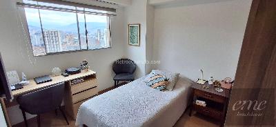 Apartamento de 2 alcobas en venta en Tres Esquinas, Sabaneta, 77 m² · foto 16 de 20