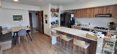 Apartamento de 2 alcobas en venta en Tres Esquinas, Sabaneta, 77 m² · foto 2 de 20