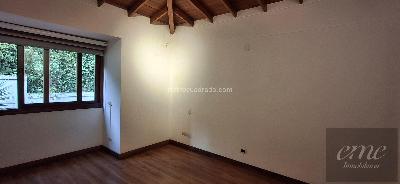 Casa de 3 alcobas en venta en La Tomatera, Medellín, 330 m² · foto 17 de 20