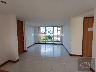 Apartamento de 2 alcobas en arriendo en Patio Bonito, Medellín, 75 m² · foto 14 de 20
