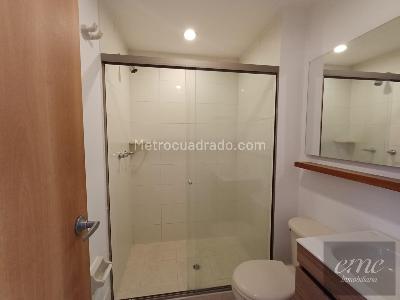 Apartamento de 2 alcobas en arriendo en Patio Bonito, Medellín, 75 m² · foto 17 de 20