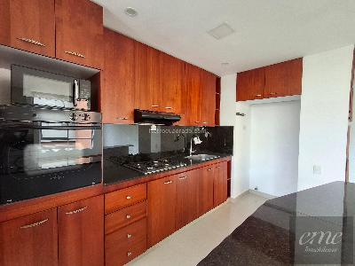 Apartamento de 2 alcobas en arriendo en Lalinde, Medellín, 100 m² · foto 3 de 20
